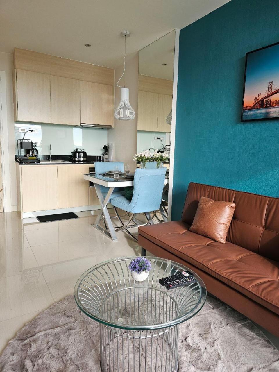 1 Bed With Seaview Apartemen Pattaya